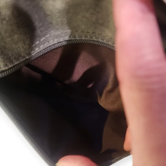 Berchirly Small Messenger Bag, Men's Crossbody - Picture 5 of 9